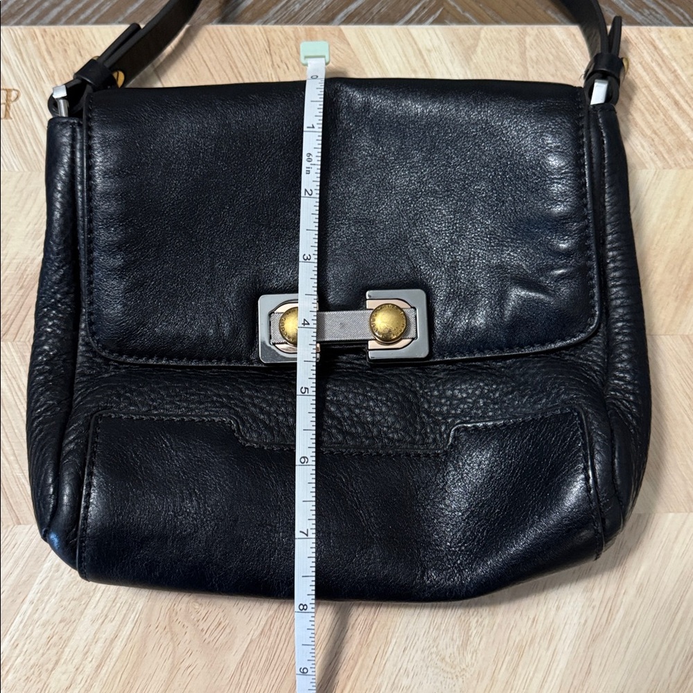 Marc by Marc Jacobs black leather crossbody bag! - Picture 6 of 6